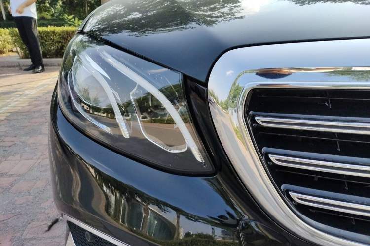 Used Mercedes-Benz E-Class 2020 Facelift E 300 L Stylish Edition Right Front Headlight