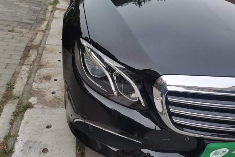 Used Mercedes-Benz E-Class 2020 Restyled E 300 L Exclusive Edition Right Front Headlight