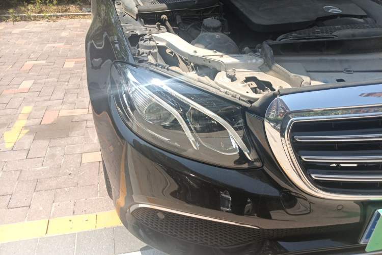 Used Mercedes-Benz E-Class 2020 E 300 L Stylish Model Right Front Headlight