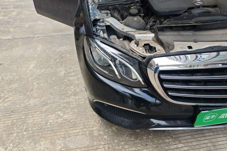 Used Mercedes-Benz E-Class 2020 E 300 L Stylish Model Right Front Headlight