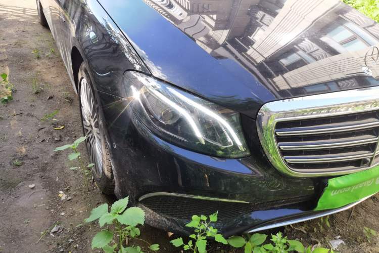 Used Mercedes-Benz E-Class 2020 Restyled E 300 L Exclusive Edition Right Front Headlight