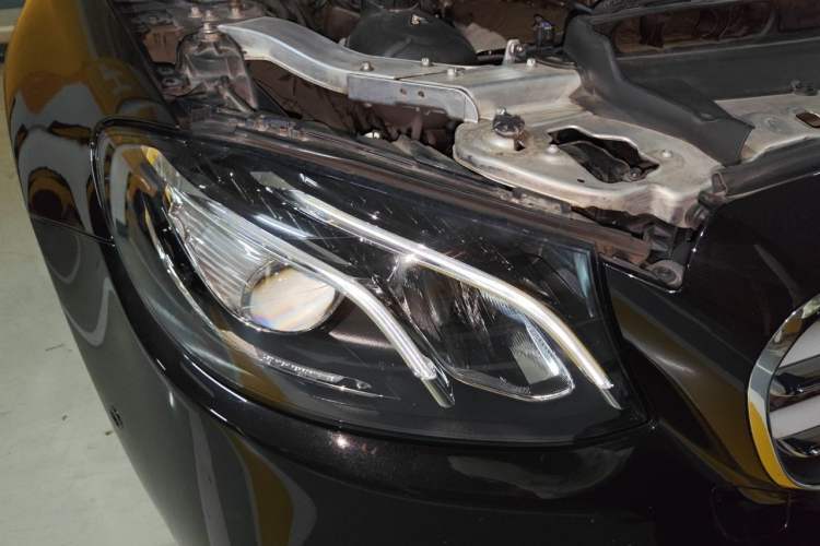 Used Mercedes-Benz E-Class 2020 Facelift E 260 L Sport Edition Right Front Headlight