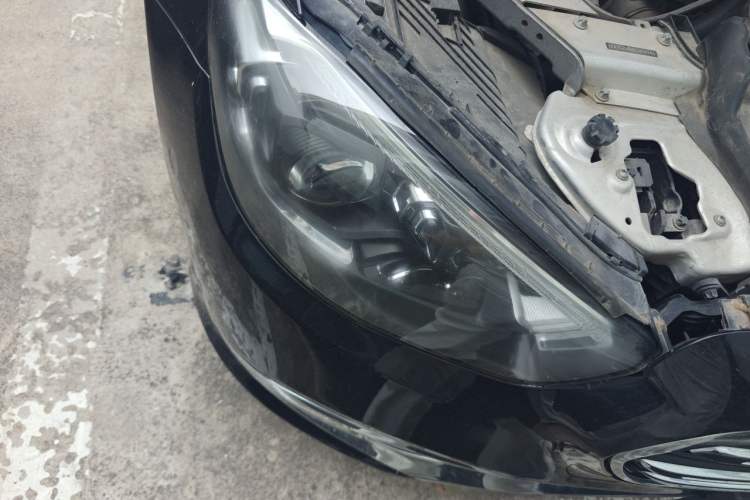 Used Mercedes-Benz E-Class 2020 E 260 L Sport Edition Right Front Headlight