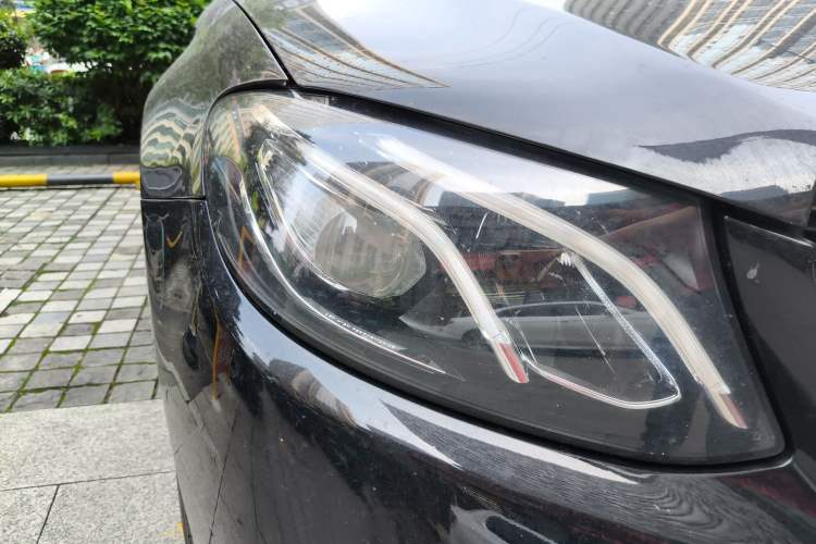 Used Mercedes-Benz E-Class 2020 E 300 L Luxury Model Right Front Headlight