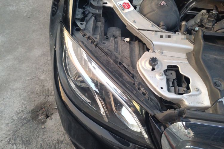 Used Mercedes-Benz E-Class 2020 E 300 L Stylish Model Right Front Headlight