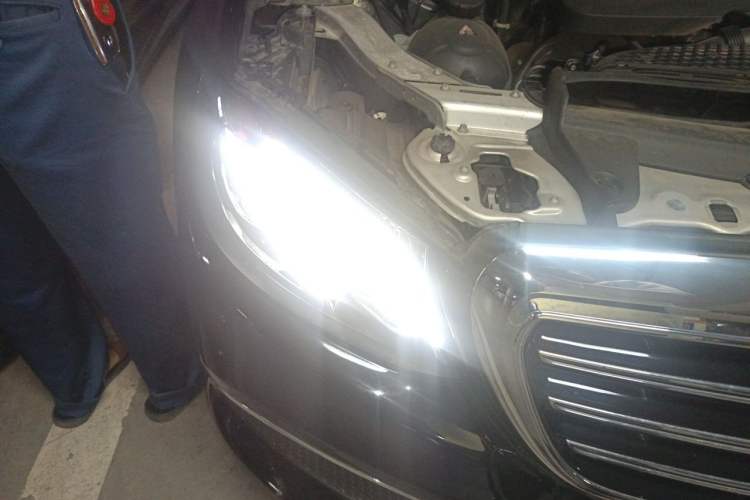 Used Mercedes-Benz E-Class 2020 Facelift E 260 L Right Front Headlight