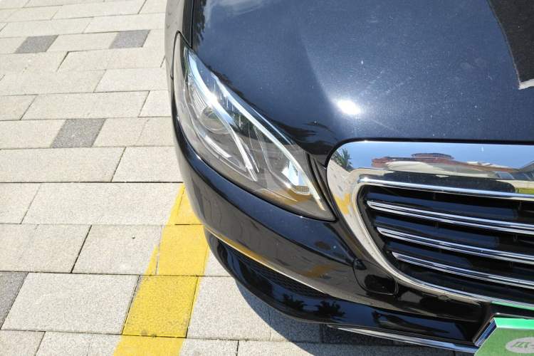 Used Mercedes-Benz E-Class 2020 E 300 L Luxury Model Right Front Headlight
