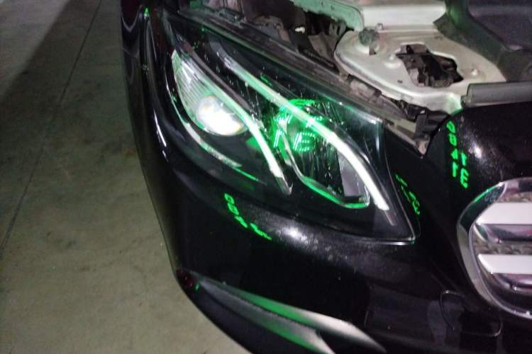 Used Mercedes-Benz E-Class 2020 E 300 L Sport Luxury Edition Right Front Headlight