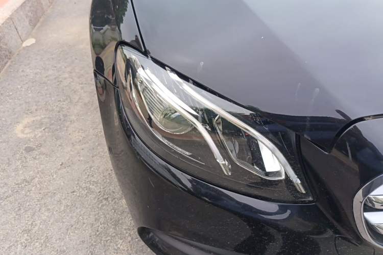 Used Mercedes-Benz E-Class 2020 E 300 L Sport Luxury Edition Right Front Headlight