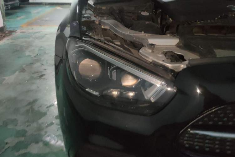 Used Mercedes-Benz E-Class 2020 E 300 Sport Edition Right Front Headlight