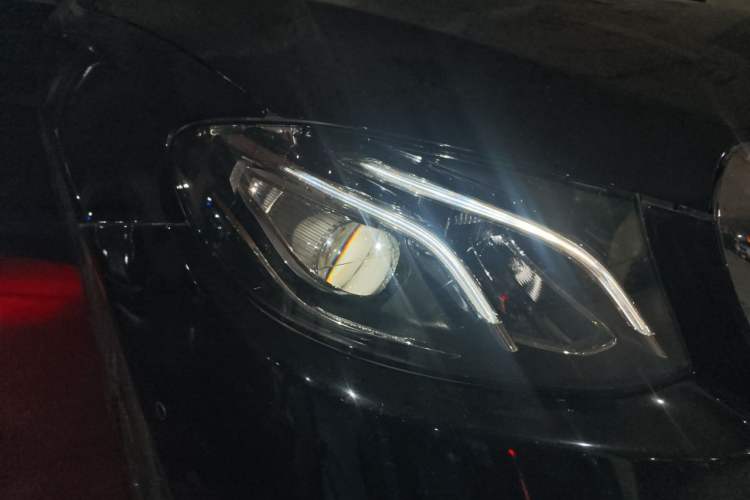 Used Mercedes-Benz E-Class 2020 E 300 L Sporty and Stylish Model Right Front Headlight