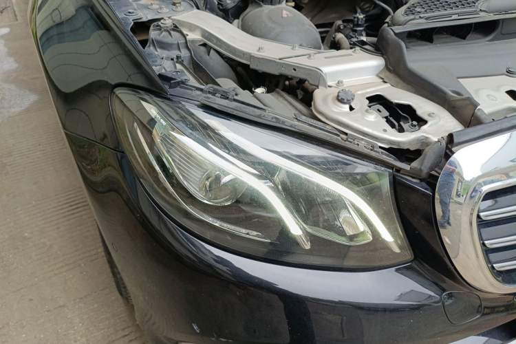 Used Mercedes-Benz E-Class 2020 Facelift E 300 L Stylish Edition Right Front Headlight
