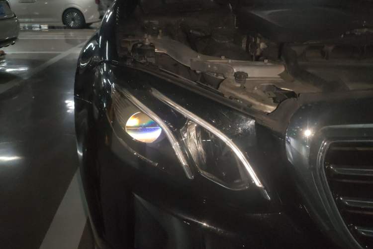 Used Mercedes-Benz E-Class 2020 Restyled E 300 L Exclusive Edition Right Front Headlight