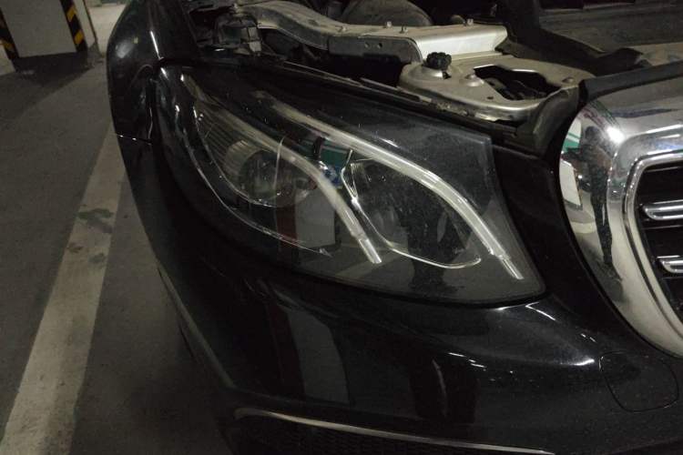 Used Mercedes-Benz E-Class 2020 E 300 L Luxury Model Right Front Headlight