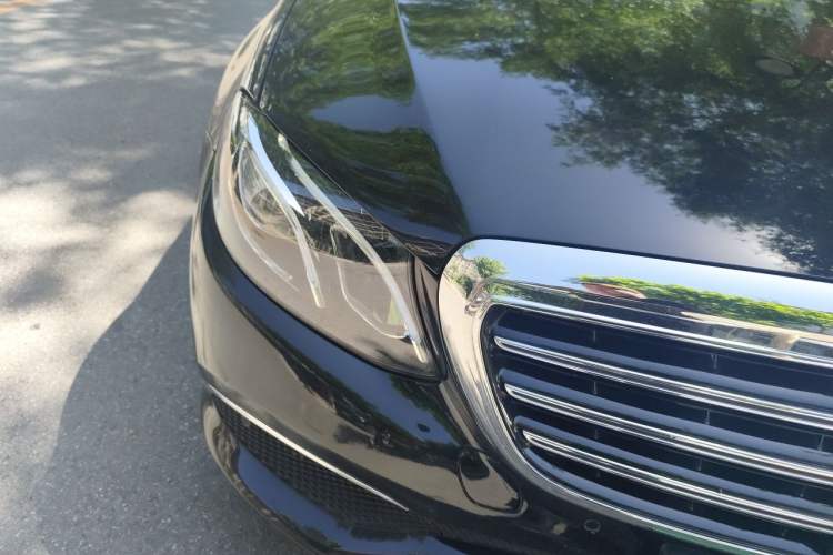 Used Mercedes-Benz E-Class 2020 E 300 L Luxury Model Right Front Headlight