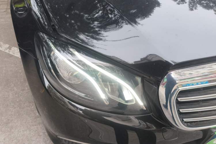 Used Mercedes-Benz E-Class 2020 E 300 L Stylish Model Right Front Headlight
