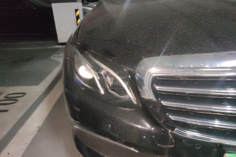 Used Mercedes-Benz E-Class 2020 E 300 L Luxury Model Right Front Headlight
