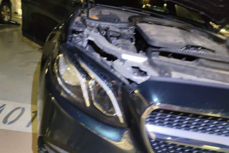 Used Mercedes-Benz E-Class 2020 Restyled E 300 L Sporty and Stylish Edition Right Front Headlight
