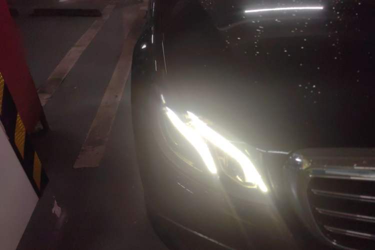 Used Mercedes-Benz E-Class 2020 Facelift E 300 L Stylish Edition Right Front Headlight