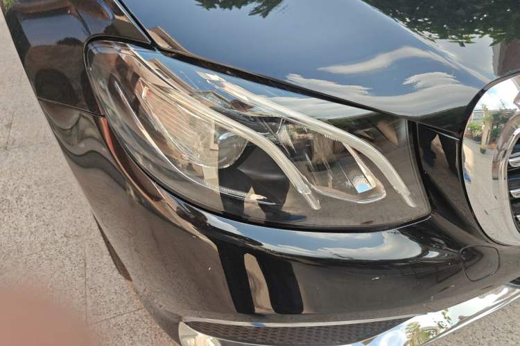 Used Mercedes-Benz E-Class 2020 E 260 L Right Front Headlight