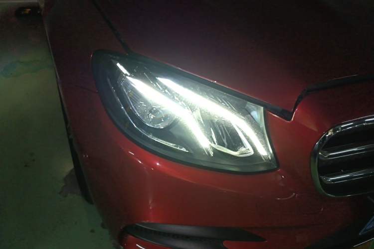 Used Mercedes-Benz E-Class 2020 E 260 Sport Edition Right Front Headlight