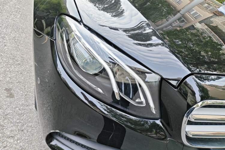 Used Mercedes-Benz E-Class 2020 Restyled E 300 L Sporty and Stylish Edition Right Front Headlight