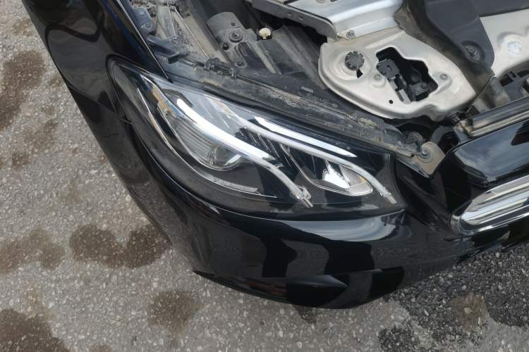 Used Mercedes-Benz E-Class 2020 E 300 L Sport Luxury Edition Right Front Headlight
