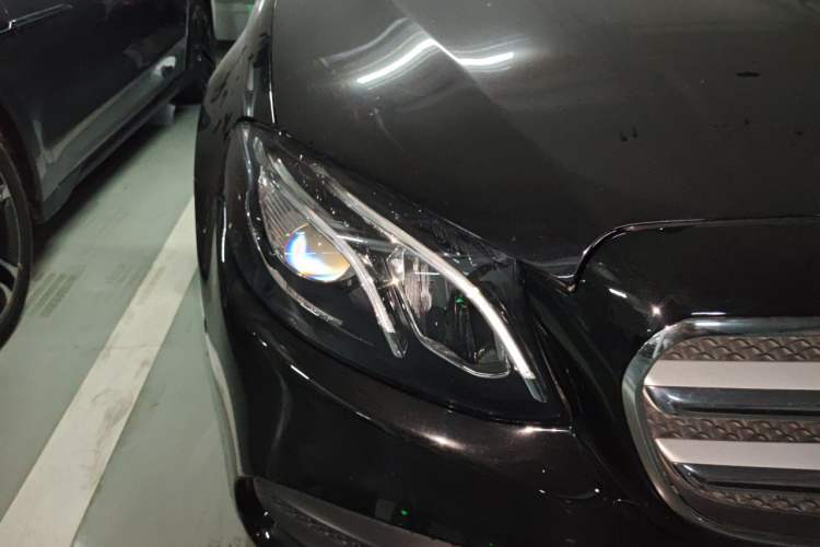 Used Mercedes-Benz E-Class 2020 Restyled E 300 L Sporty and Stylish Edition Right Front Headlight