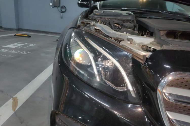 Used Mercedes-Benz E-Class 2020 E 300 L Sporty and Stylish Model Right Front Headlight