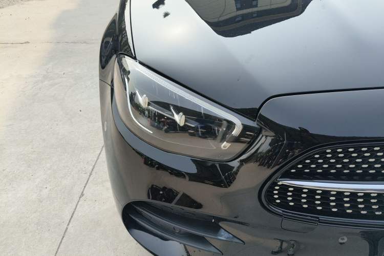 Used Mercedes-Benz E-Class 2020 Restyled E 300 L Sporty and Stylish Edition Right Front Headlight