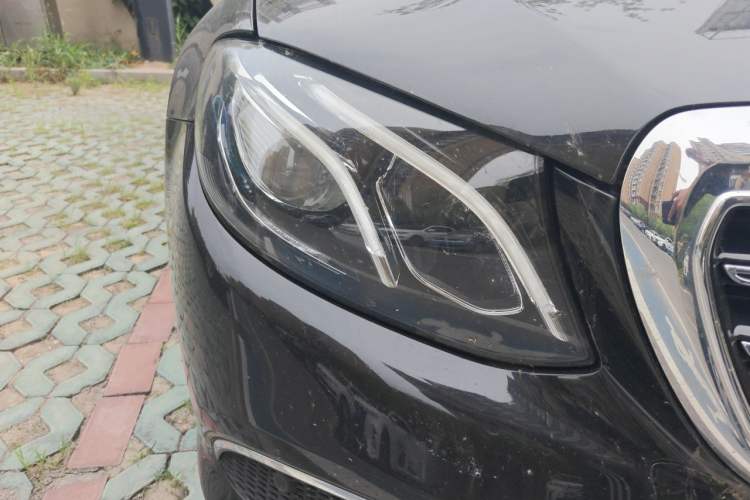Used Mercedes-Benz E-Class 2020 E 300 L Luxury Model Right Front Headlight