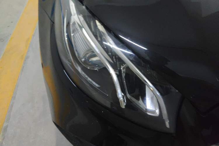 Used Mercedes-Benz E-Class 2020 Facelift E 260 L Sport Edition Right Front Headlight