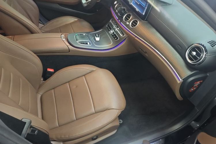 Used Mercedes-Benz E-Class 2020 Restyled E 300 L Sporty and Stylish Edition Right Front Seat