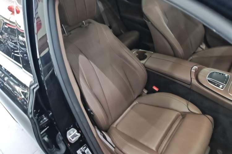 Used Mercedes-Benz E-Class 2020 Facelift E 260 L Right Front Seat