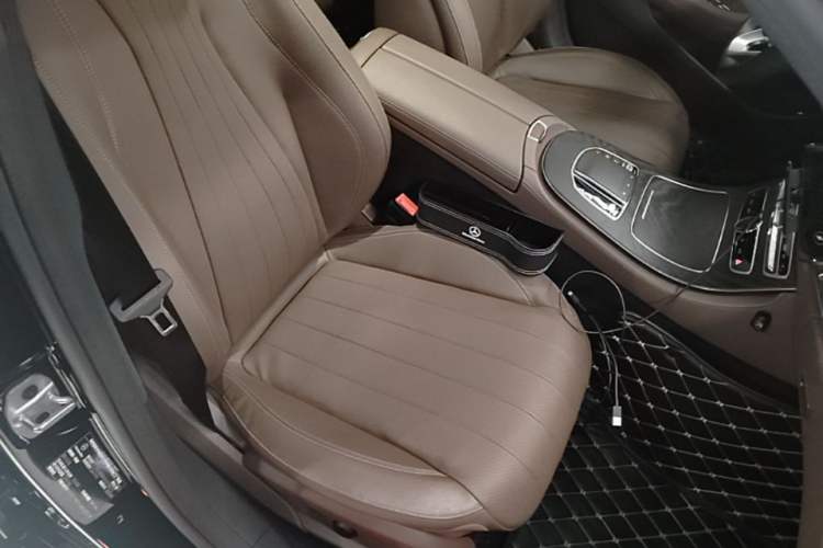 Used Mercedes-Benz E-Class 2020 Facelift E 260 Sport Edition Right Front Seat