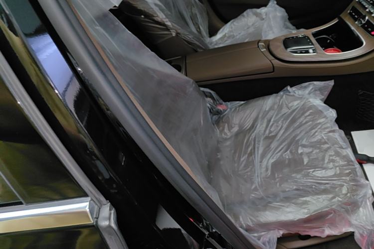 Used Mercedes-Benz E-Class 2020 E 300 L Luxury Model Right Front Seat