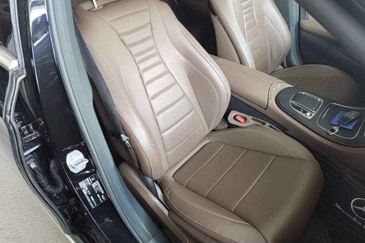 Used Mercedes-Benz E-Class 2020 Restyled E 300 L Sporty and Stylish Edition Right Front Seat