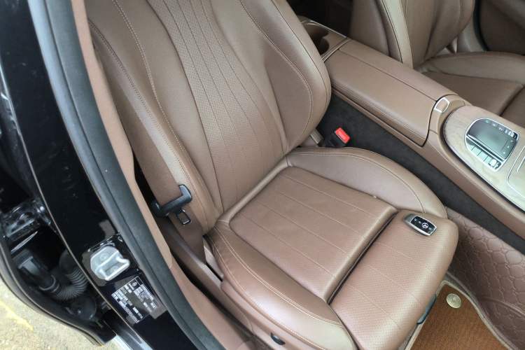 Used Mercedes-Benz E-Class 2020 E 260 L Right Front Seat