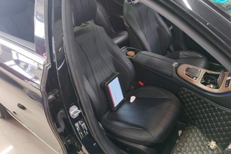 Used Mercedes-Benz E-Class 2020 Facelift E 300 L Stylish Edition Right Front Seat