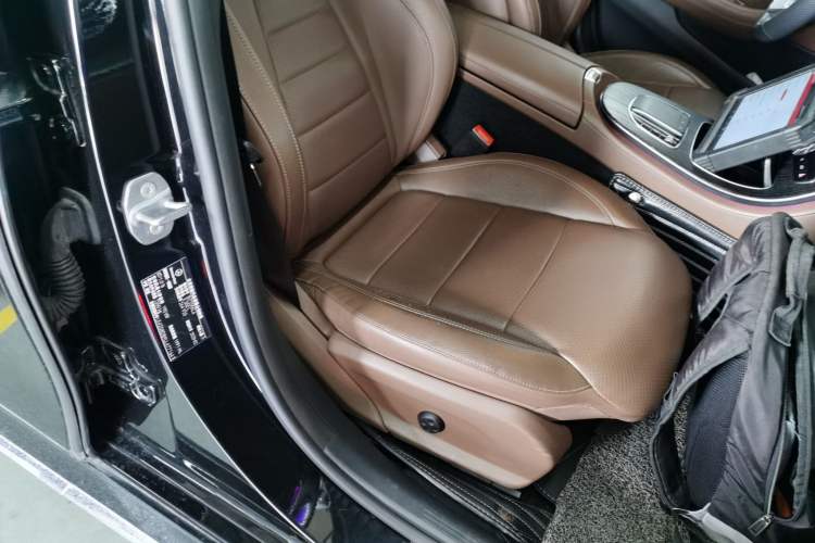 Used Mercedes-Benz E-Class 2020 E 300 L Sporty and Stylish Model Right Front Seat