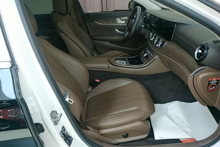 Used Mercedes-Benz E-Class 2020 Facelift E 300 L Stylish Edition Right Front Seat