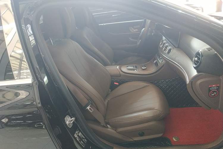 Used Mercedes-Benz E-Class 2020 E 300 L Stylish Model Right Front Seat