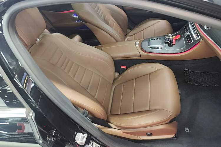 Used Mercedes-Benz E-Class 2020 E 300 L Sporty and Stylish Model Right Front Seat