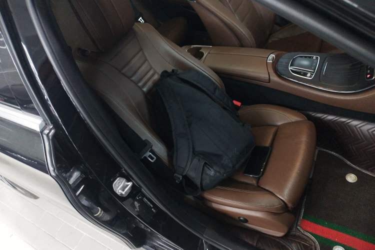 Used Mercedes-Benz E-Class 2020 Facelift E 260 L Sport Edition Right Front Seat