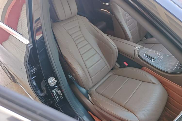 Used Mercedes-Benz E-Class 2020 E 300 L Sporty and Stylish Model Right Front Seat