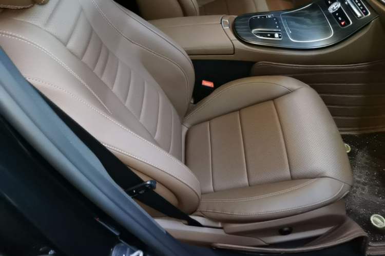 Used Mercedes-Benz E-Class 2020 Restyled E 300 L Sporty and Stylish Edition Right Front Seat