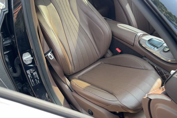 Used Mercedes-Benz E-Class 2020 Facelift E 300 L Stylish Edition Right Front Seat