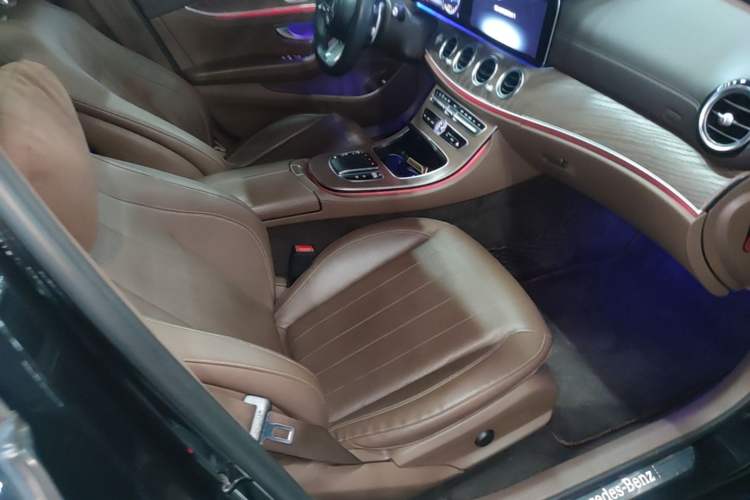 Used Mercedes-Benz E-Class 2020 E 300 L Luxury Model Right Front Seat