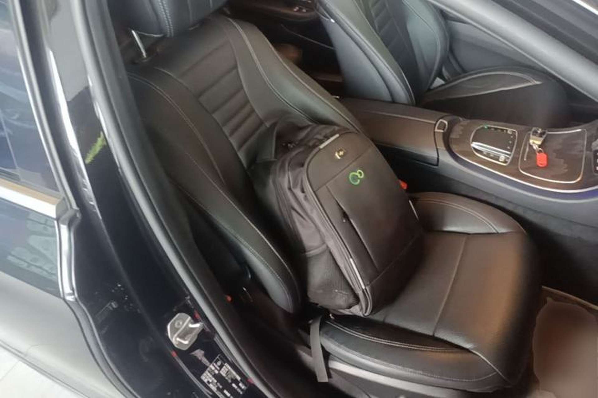 Used Mercedes-Benz E-Class 2020 Restyled E 300 L Sport Exclusive Edition Right Front Seat