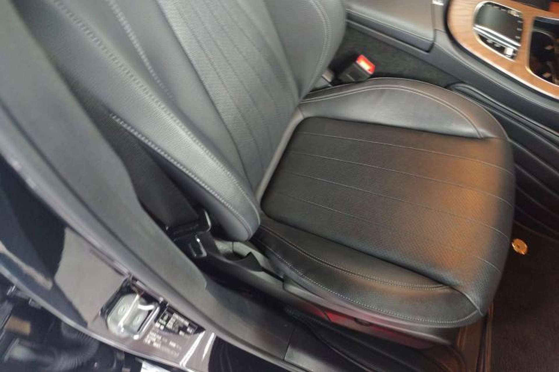 Used Mercedes-Benz E-Class 2020 E 300 L Luxury Model Right Front Seat